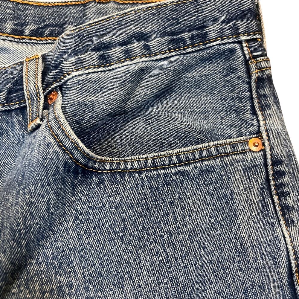 Levi's 505 Mens 38x30‎ Straight Fit Stonewash Blue Denim Jeans Medium Wash